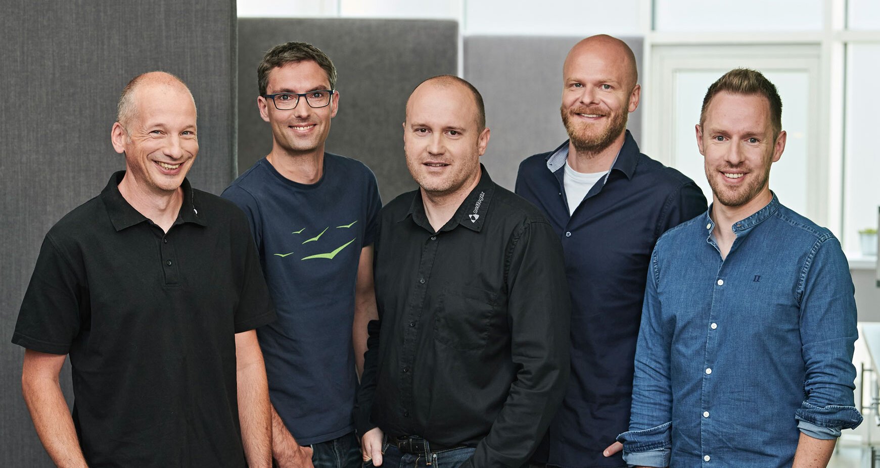 Hier sind unsere Gesellschafter und unser Geschäftsführer zu sehen. Links beginnend Björn Lange, Andreas Förthner, Matthias Schmidt, Jochen Griebel und Clemens Kalb